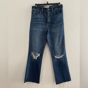 Madewell 11” High Riser Crop Flares👖